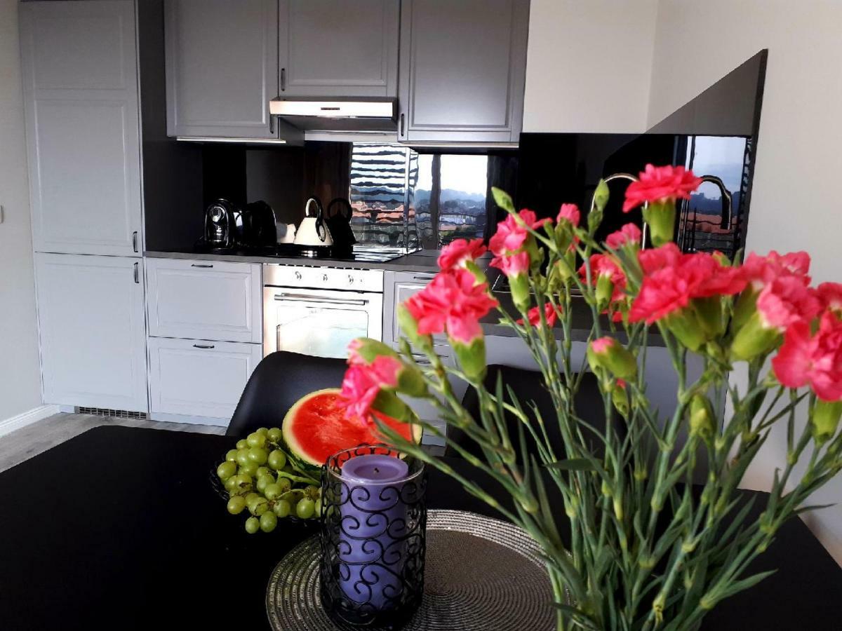 Apartament Przy Aquaparku W Redzie Rumia Bagian luar foto